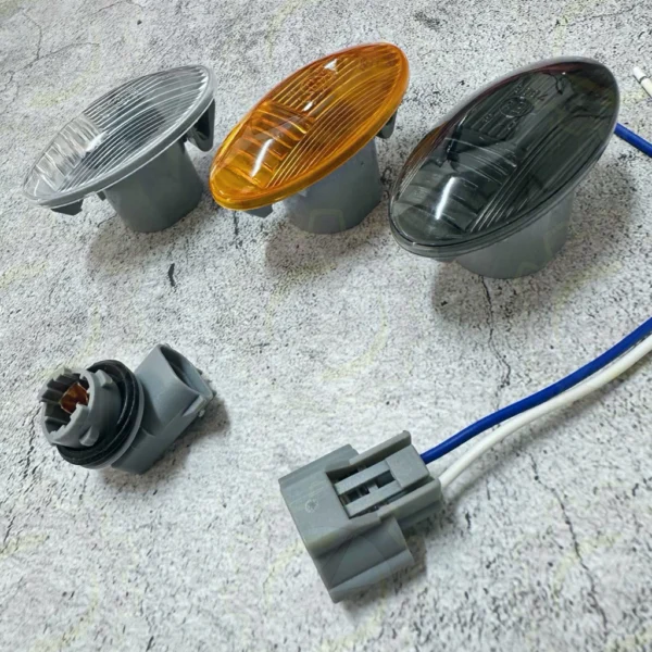 my-11134207-820lh-mjkqxy5092bqc9.webp Random Perodua Fender Turn Signal Lamp Cover